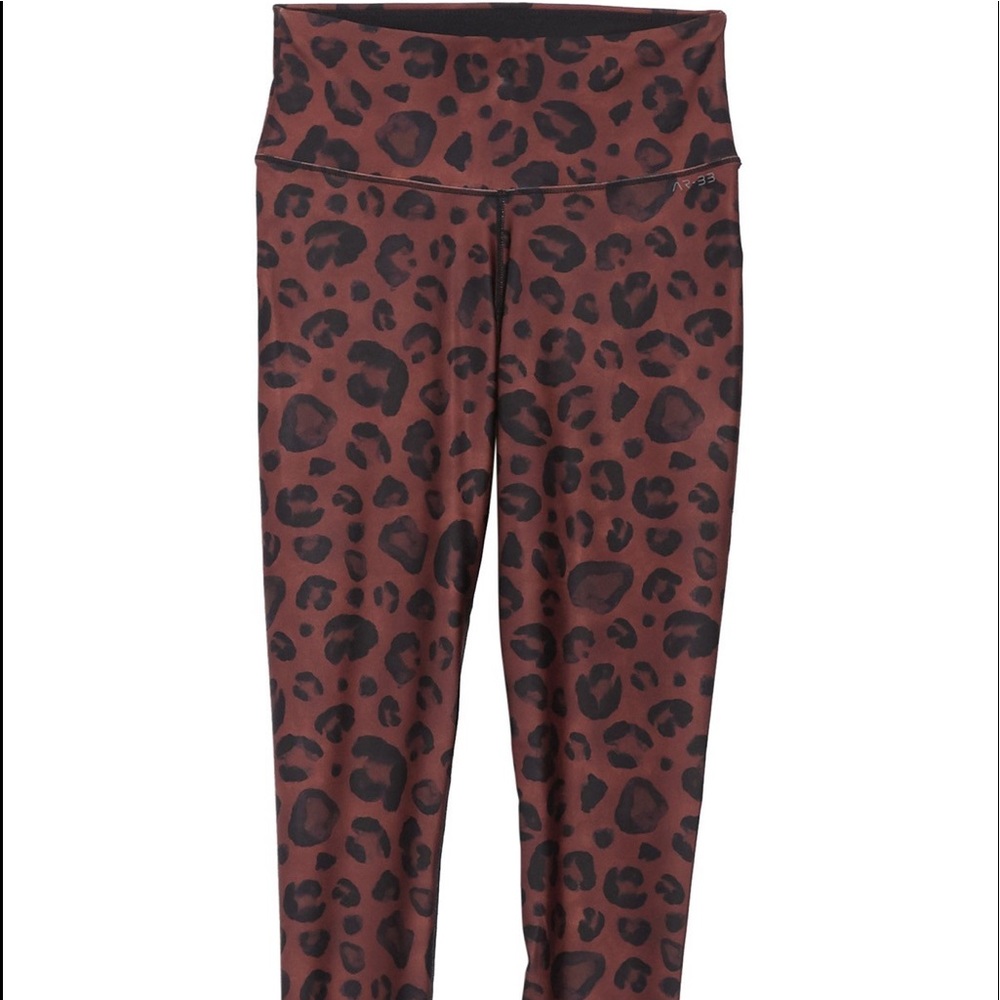 ARX LAB Alpha Leopard Print 7/8 Leggings